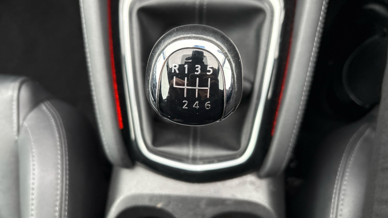 Nissan Qashqai 1.3 DiG-T Tekna 5dr Petrol Hatchback